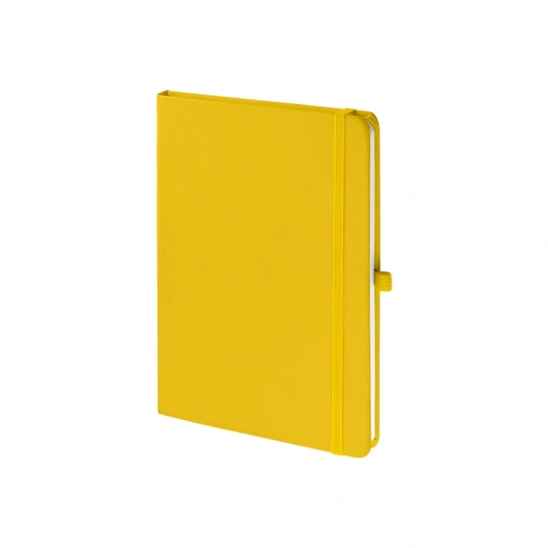  Notebooks - 23 - 700px